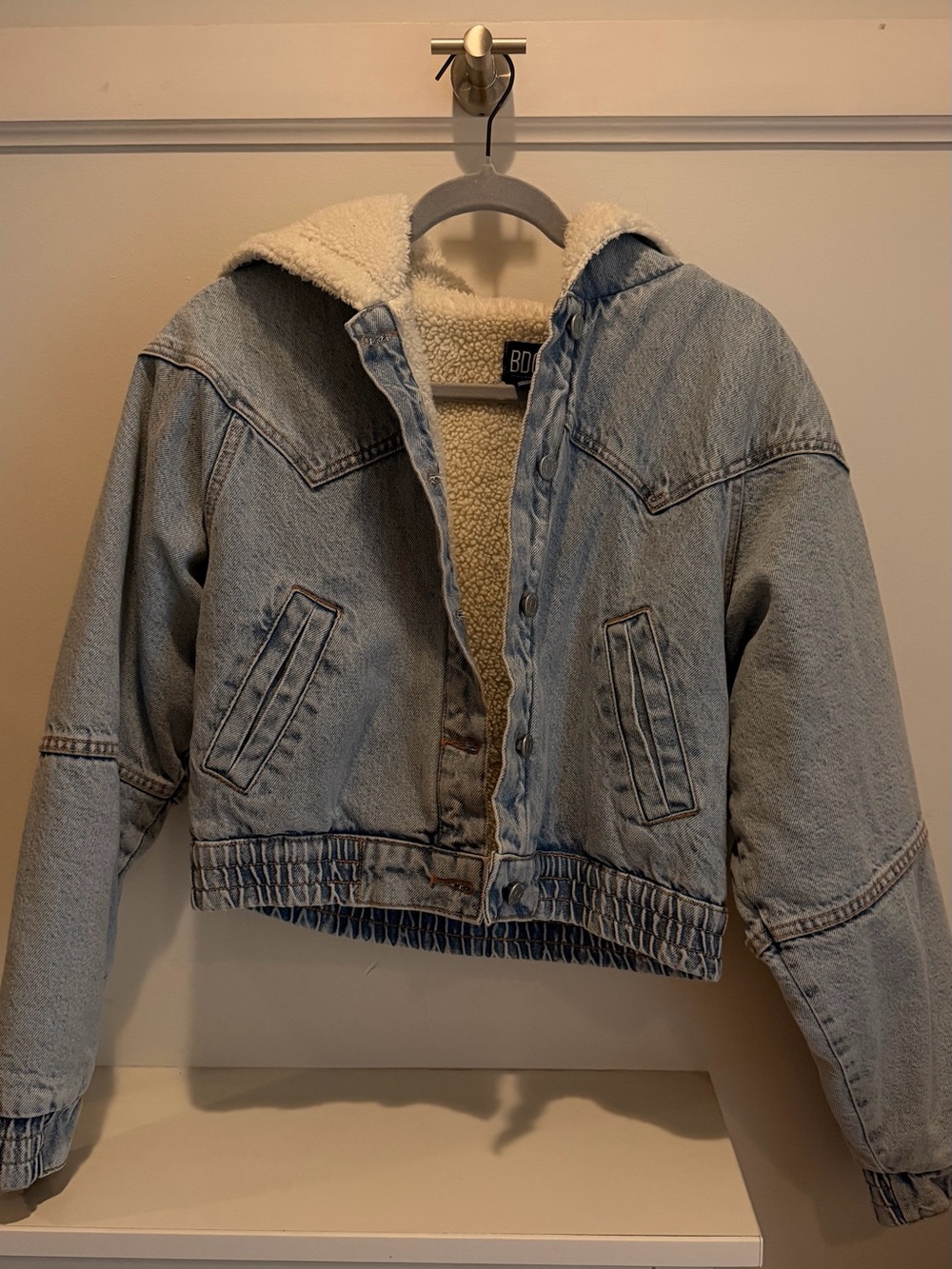 BDG Light Blue Sherpa-Lined Cropped Denim Jacket